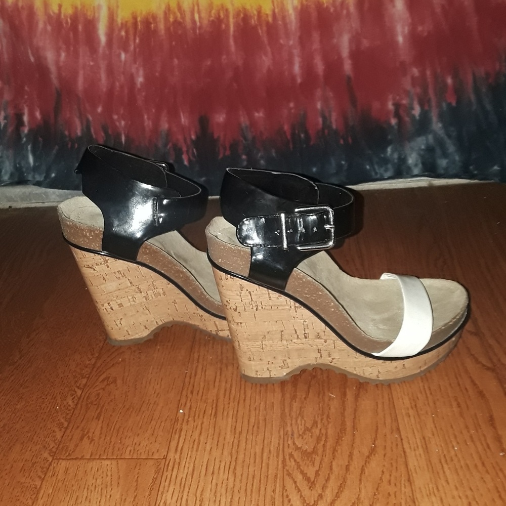 Wedges - Picture 3 of 3